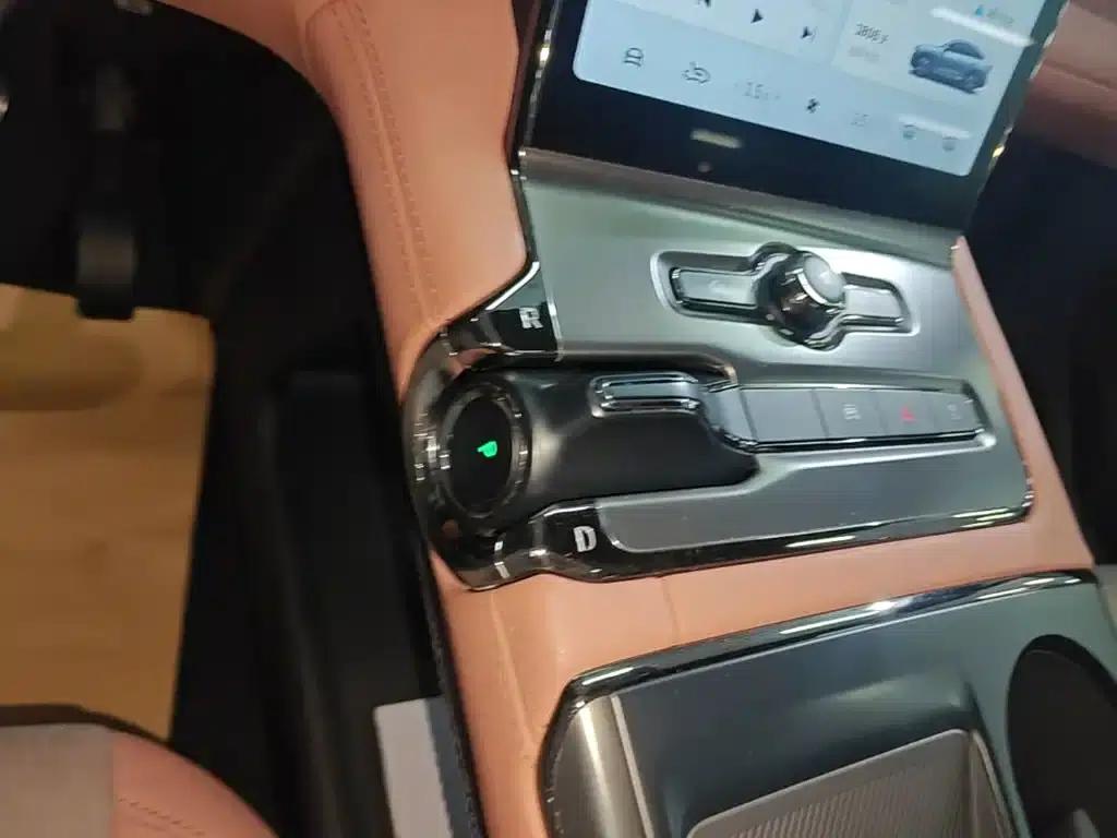 NIO EC6 2020 430KM Sport Edition — миниатюра 14