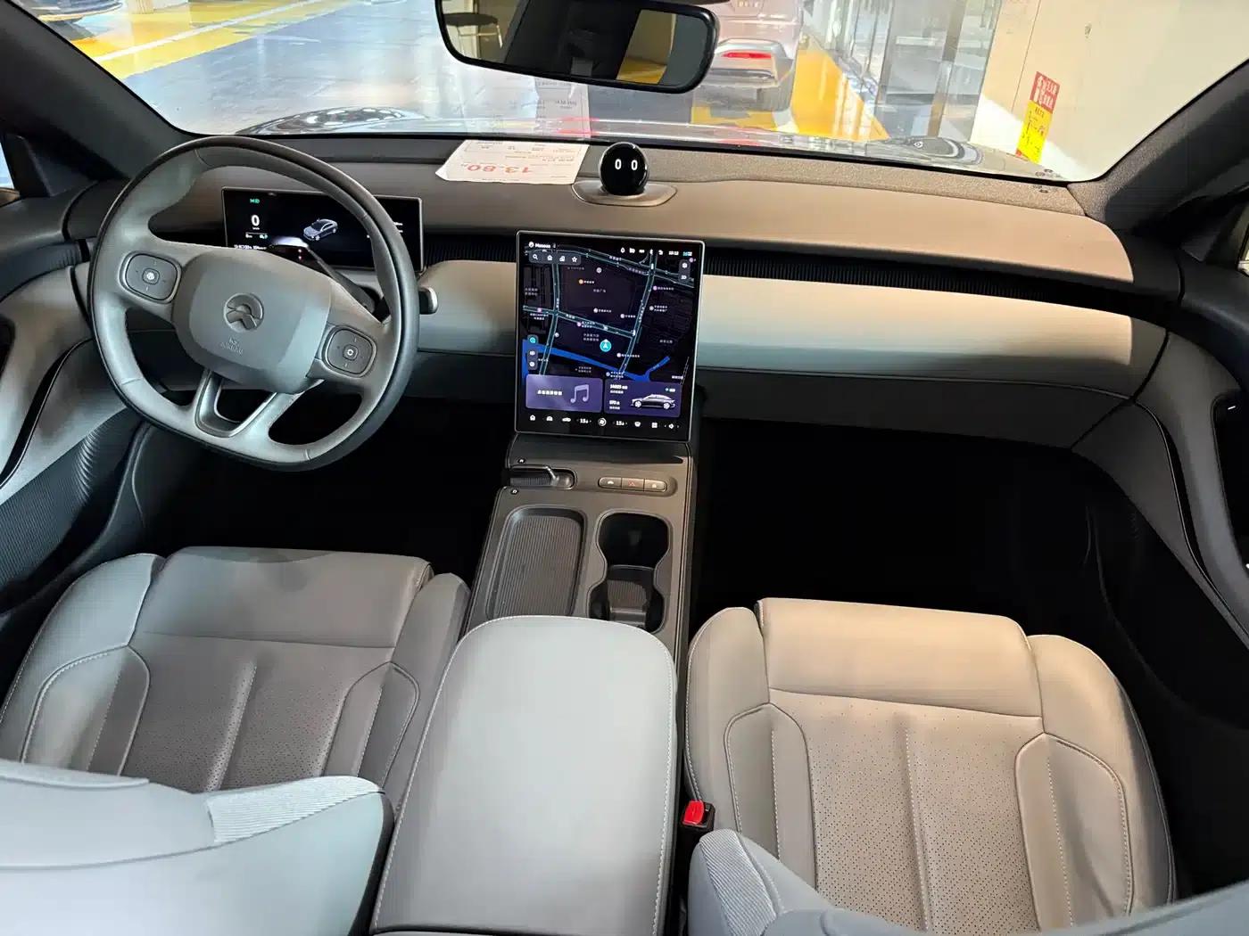 NIO ET5 2024 model 75kWh — миниатюра 11