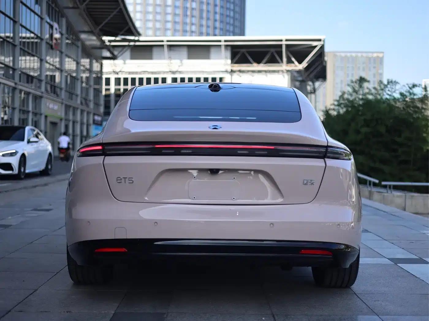 NIO ET5 2025 model 75kWh — миниатюра 4