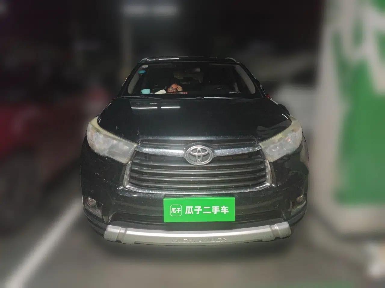 Toyota Highlander 2017 2.0T Four-Wheel Drive Luxury Edition 7 Seats — миниатюра 2