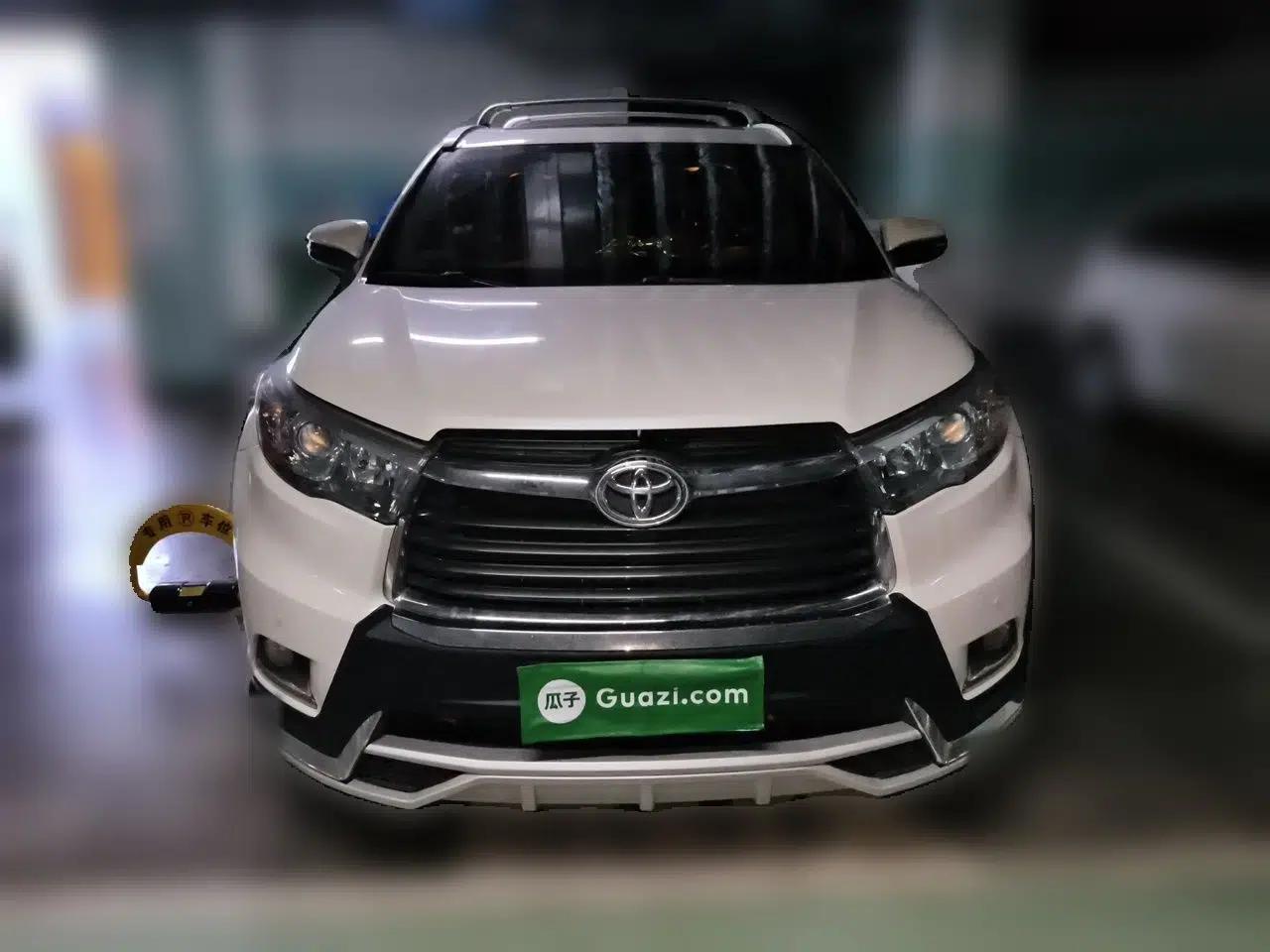 Toyota Highlander 2017 2.0T Four-Wheel Drive Luxury Edition 7 Seats — миниатюра 2