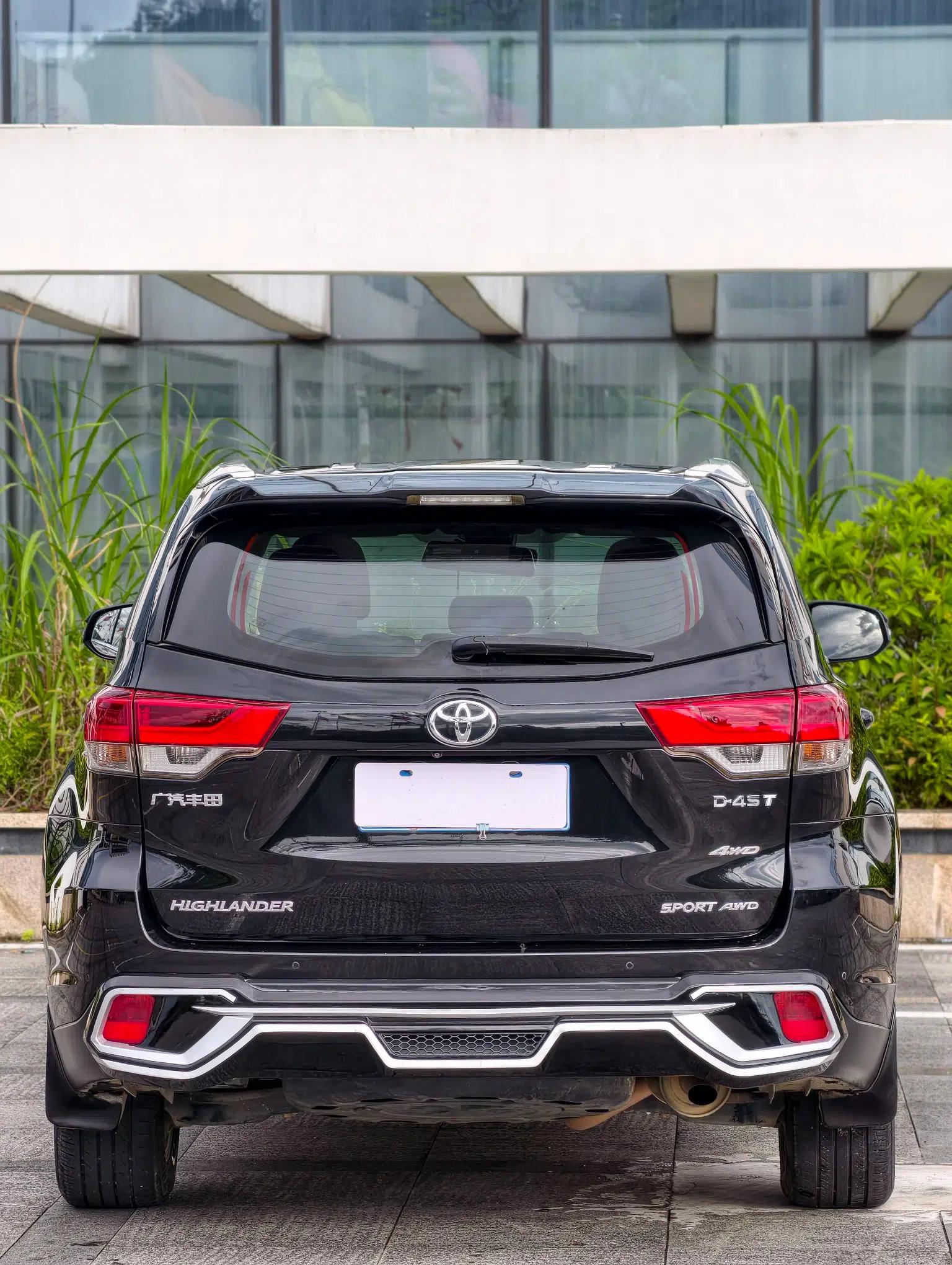 Toyota Highlander 2018 2.0T Four-Wheel Drive Luxury Version 7 Seats China VI Standard — миниатюра 5