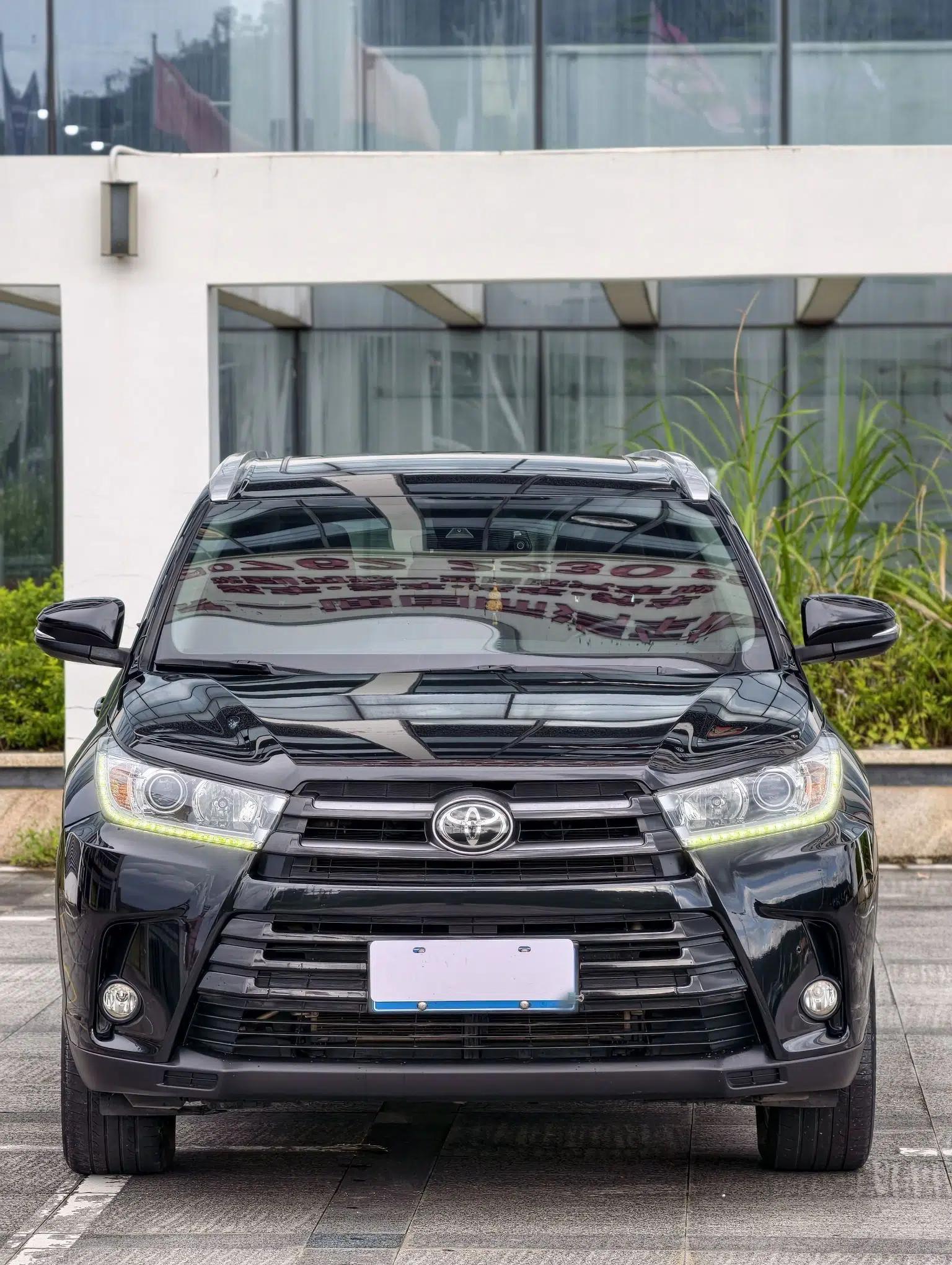 Toyota Highlander 2018 2.0T Four-Wheel Drive Luxury Version 7 Seats China VI Standard — миниатюра 6