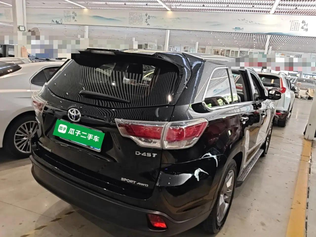 Toyota Highlander 2015 2.0T Four-Wheel Drive Luxury Edition 7-Seater — миниатюра 6