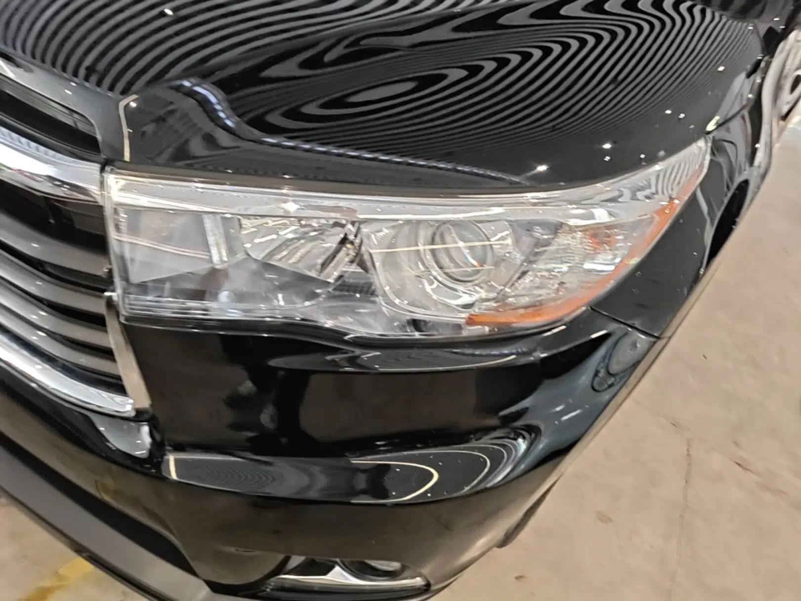 Toyota Highlander 2015 2.0T Four-Wheel Drive Luxury Edition 7-Seater — миниатюра 8