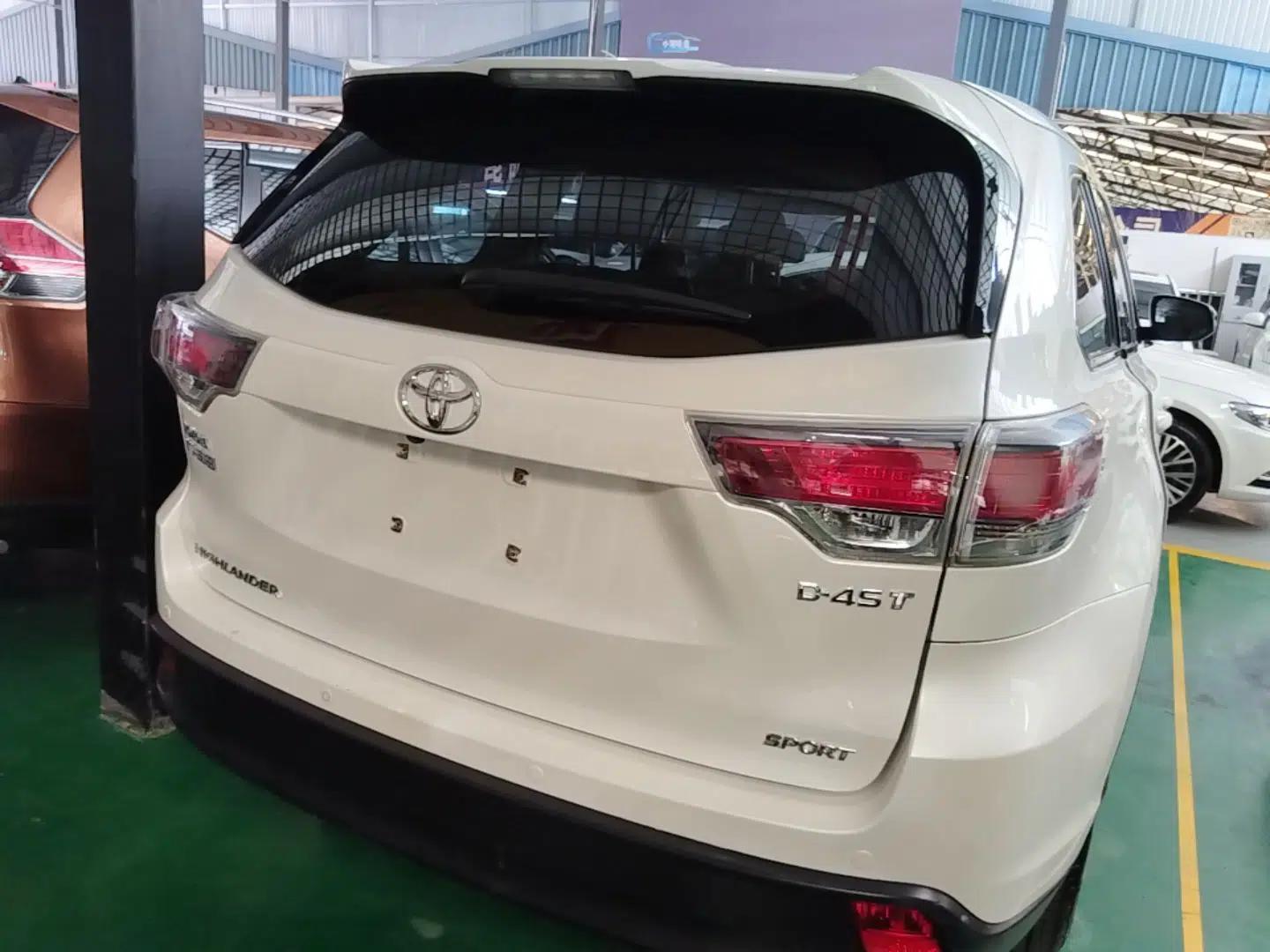 Toyota Highlander 2015 2.0T Two-Wheel Drive Luxury Edition 7 Seats — миниатюра 5