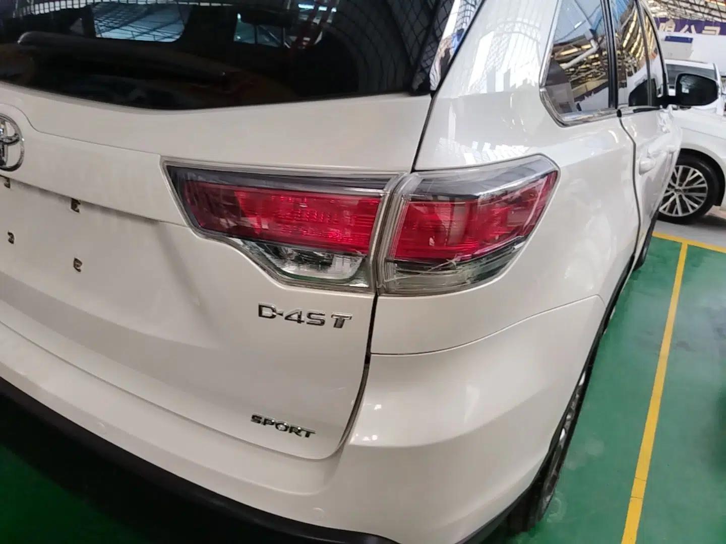 Toyota Highlander 2015 2.0T Two-Wheel Drive Luxury Edition 7 Seats — миниатюра 9