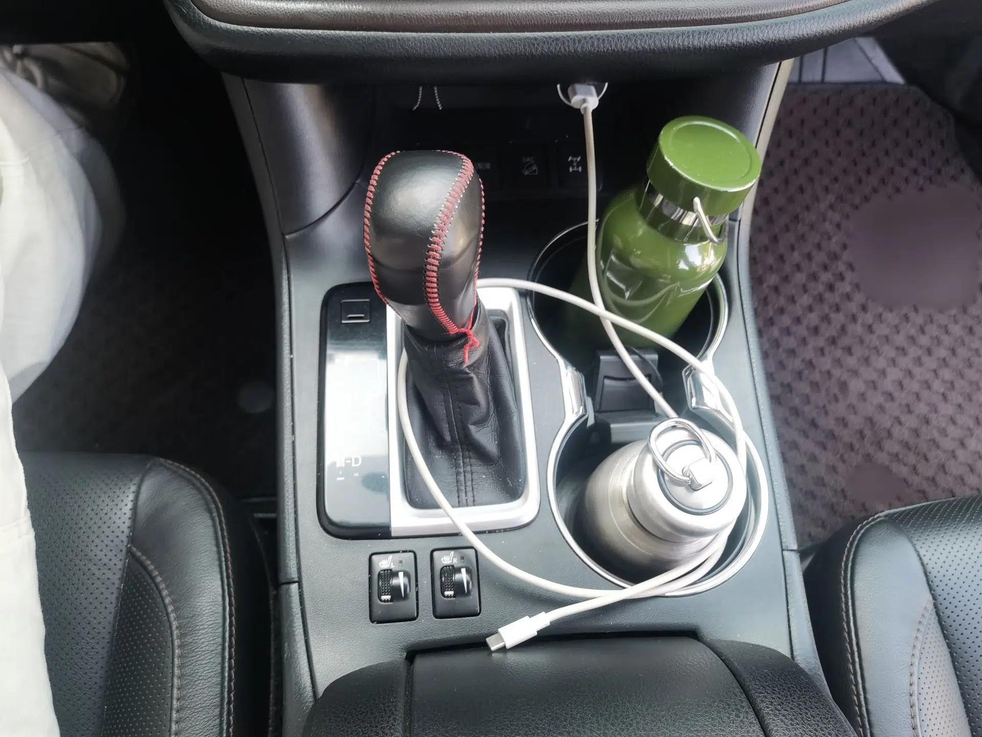 Toyota Highlander 2015 2.0T Four-Wheel Drive Luxury Edition 7-Seater — миниатюра 13