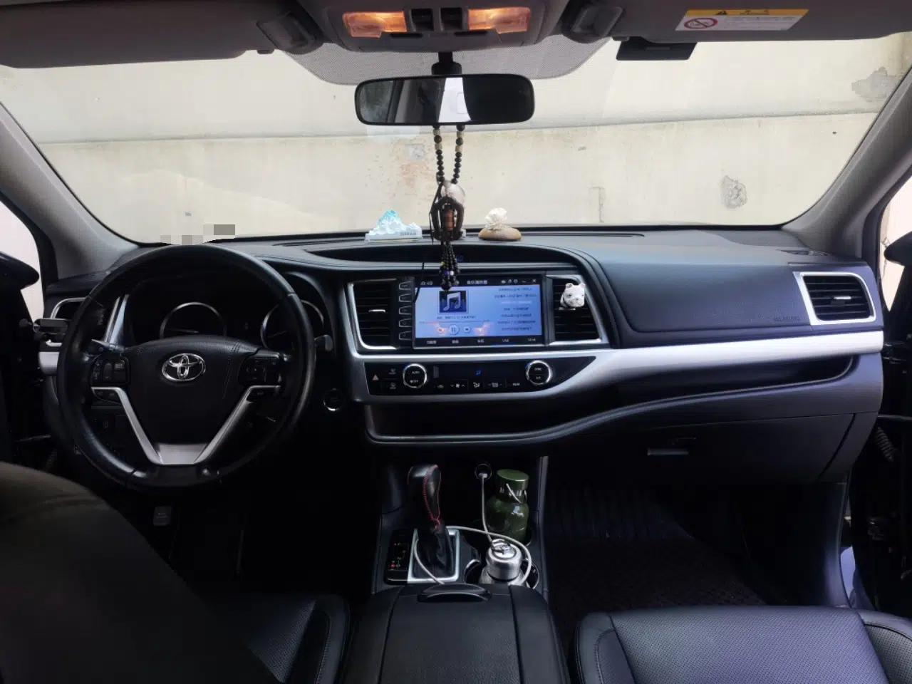 Toyota Highlander 2015 2.0T Four-Wheel Drive Luxury Edition 7-Seater — миниатюра 18