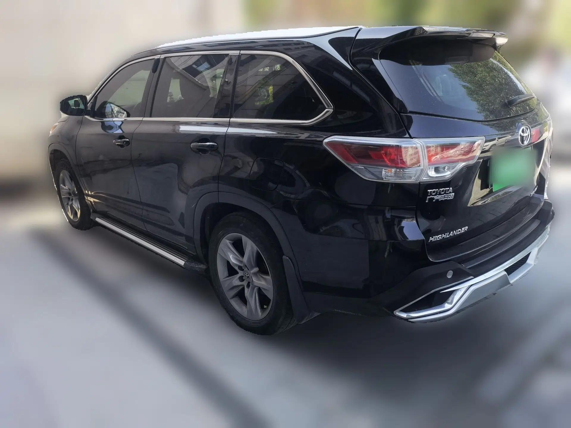 Toyota Highlander 2015 2.0T Four-Wheel Drive Luxury Edition 7-Seater — миниатюра 4