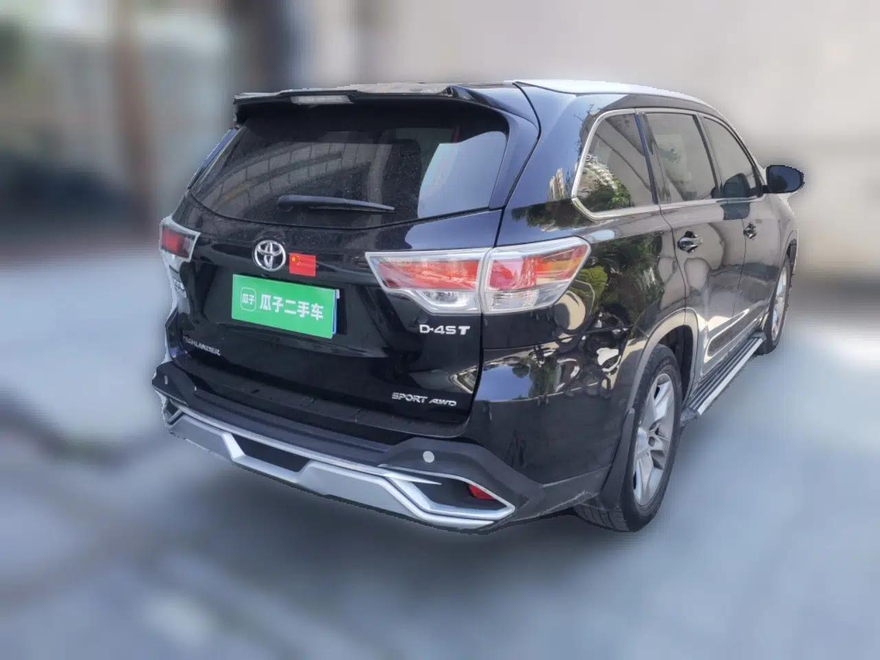 Toyota Highlander 2015 2.0T Four-Wheel Drive Luxury Edition 7-Seater — миниатюра 6
