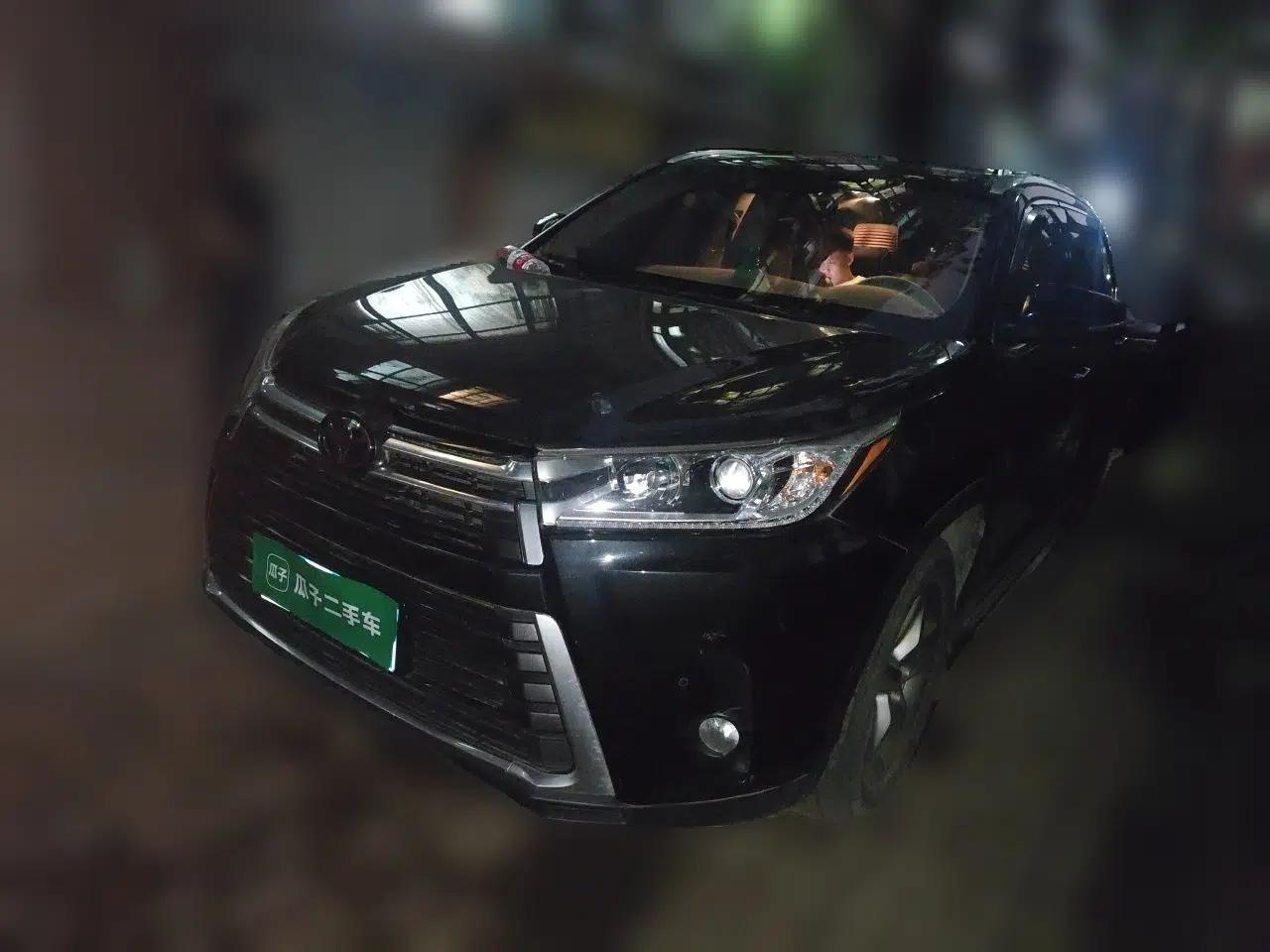 Toyota Highlander 2018 2.0T Four-Wheel Drive Prestige Version 7 Seats China V Emission Standard — миниатюра 1