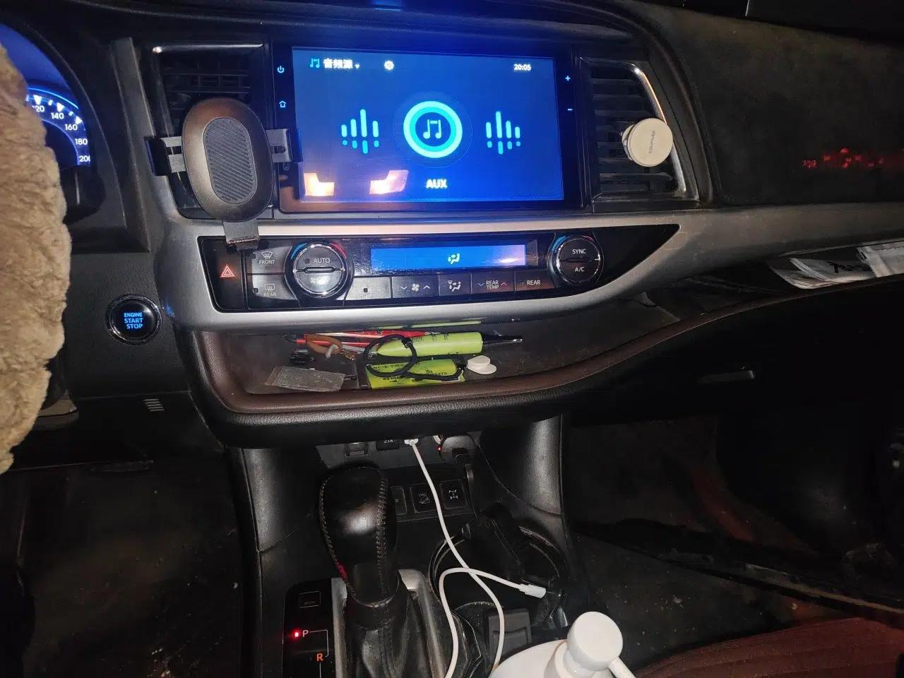 Toyota Highlander 2018 2.0T Four-Wheel Drive Prestige Version 7 Seats China V Emission Standard — миниатюра 13