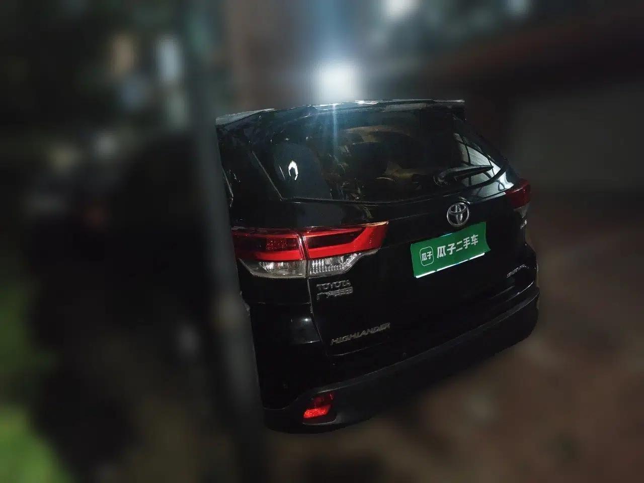 Toyota Highlander 2018 2.0T Four-Wheel Drive Prestige Version 7 Seats China V Emission Standard — миниатюра 4