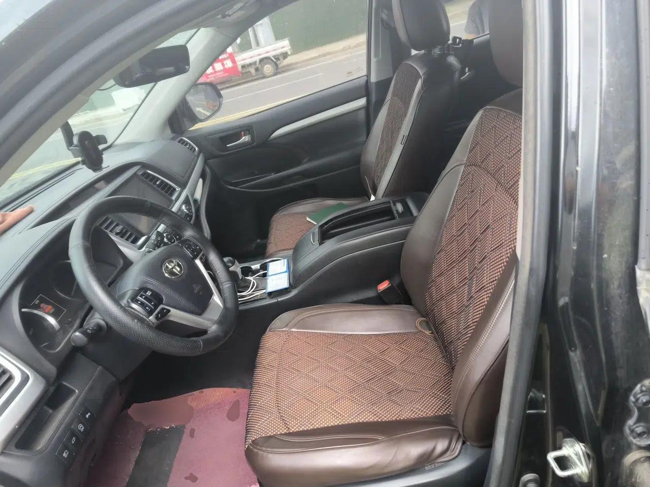 Toyota Highlander 2018 2.0T Four-Wheel Drive Prestige Version 7 Seats China VI Standard — миниатюра 15