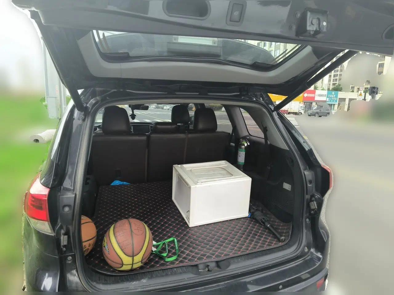 Toyota Highlander 2018 2.0T Four-Wheel Drive Prestige Version 7 Seats China VI Standard — миниатюра 19