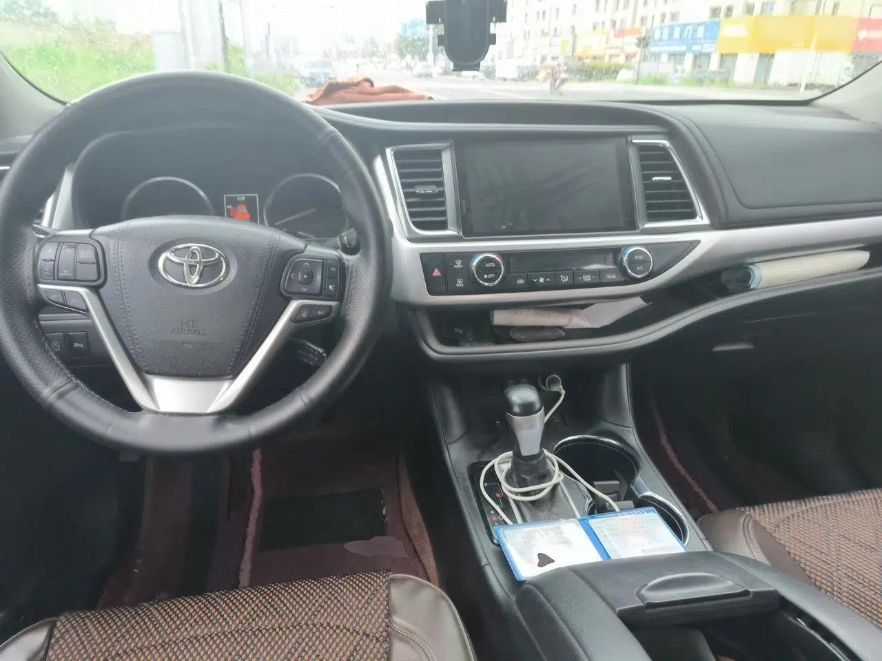 Toyota Highlander 2018 2.0T Four-Wheel Drive Prestige Version 7 Seats China VI Standard — миниатюра 9