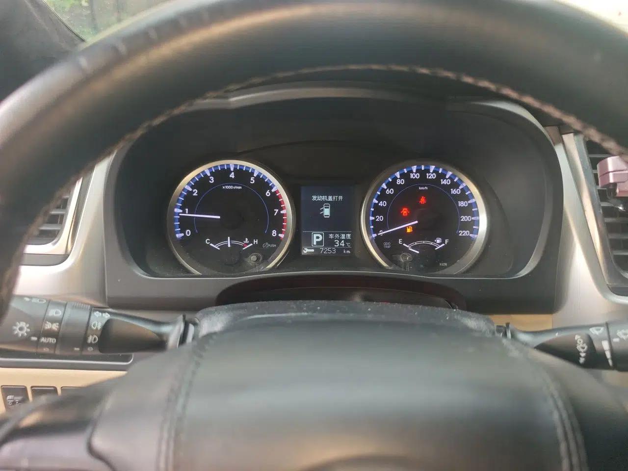 Toyota Highlander 2018 2.0T Four-Wheel Drive Elite Edition 7 Seats China V Standard — миниатюра 11