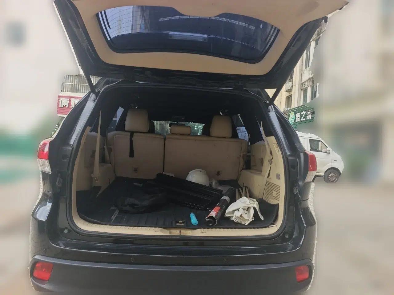 Toyota Highlander 2018 2.0T Four-Wheel Drive Elite Edition 7 Seats China V Standard — миниатюра 19