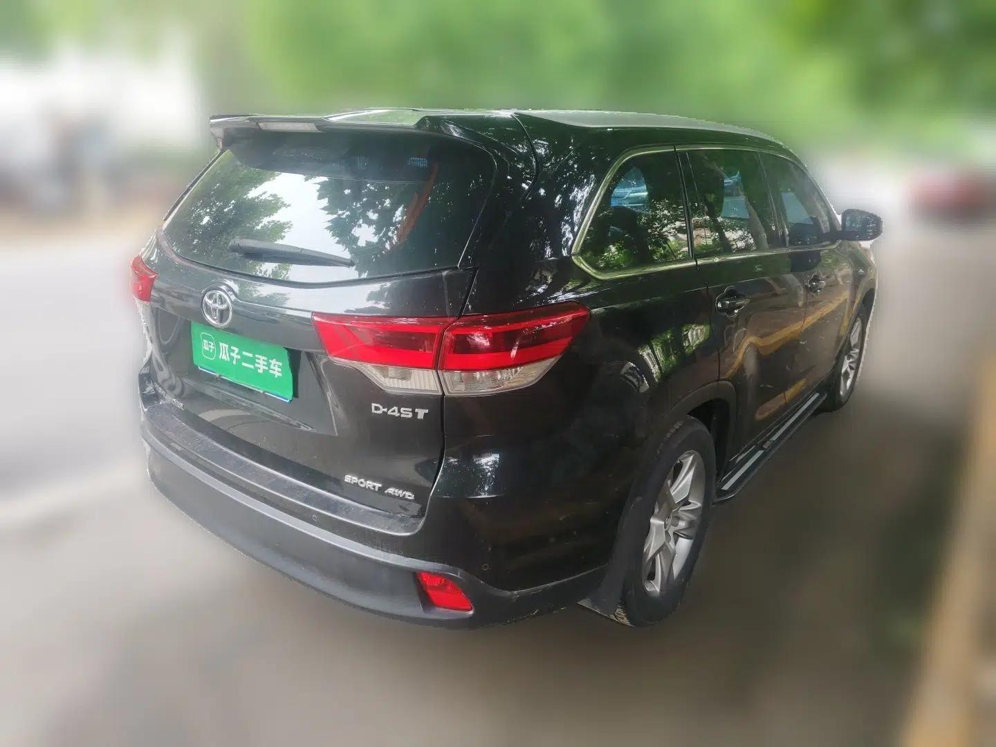 Toyota Highlander 2018 2.0T Four-Wheel Drive Luxury Edition 7 Seats China V Emission Standard — миниатюра 6