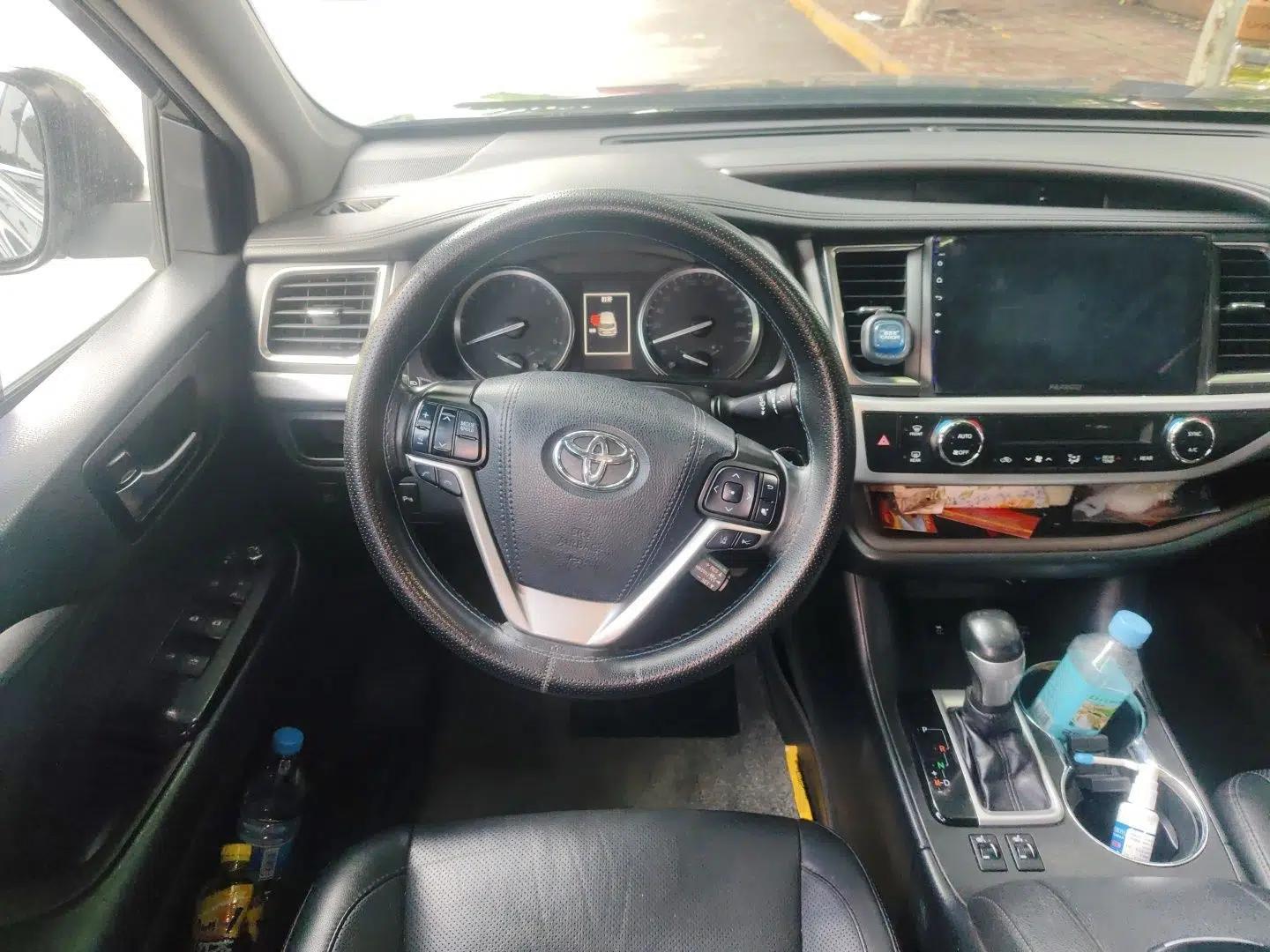 Toyota Highlander 2018 2.0T Four-Wheel Drive Luxury Edition 7 Seats China V Emission Standard — миниатюра 10
