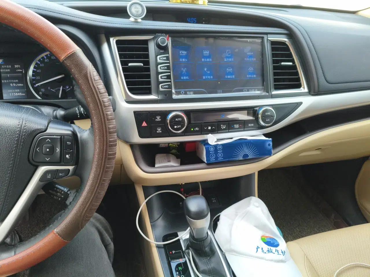 Toyota Highlander 2018 2.0T Four-Wheel Drive Luxury Edition 7 Seats China V Emission Standard — миниатюра 13