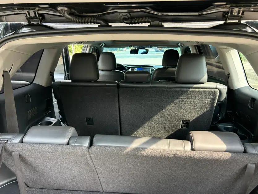 Toyota Highlander 2018 2.0T Four-Wheel Drive Luxury Version 7 Seats China VI Standard — миниатюра 13