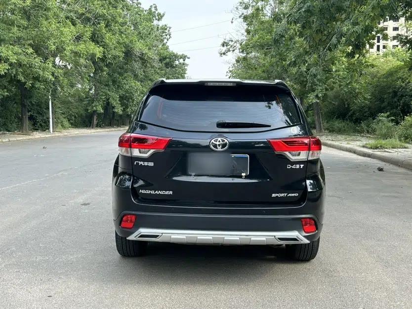 Toyota Highlander 2018 2.0T Four-Wheel Drive Luxury Version 7 Seats China VI Standard — миниатюра 7