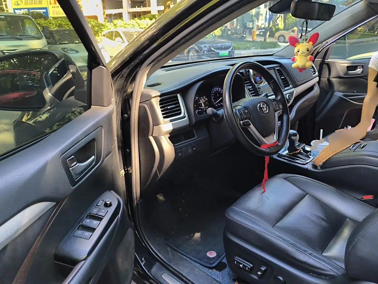 Toyota Highlander 2018 2.0T Four-Wheel Drive Luxury Version 7 Seats China VI Standard — миниатюра 16