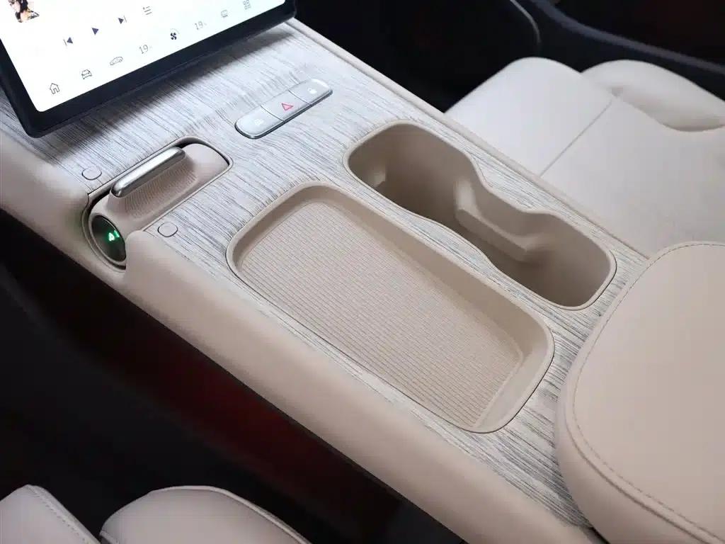 NIO ET7 2022 model 75kWh — миниатюра 12