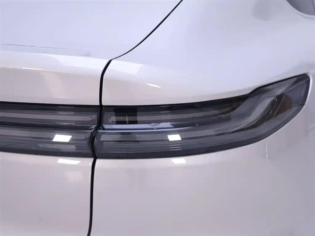 NIO ET7 2022 model 75kWh — миниатюра 9