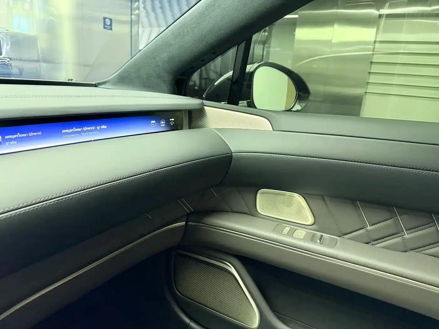 NIO ET9 2025 102kWh Signature Edition — миниатюра 10