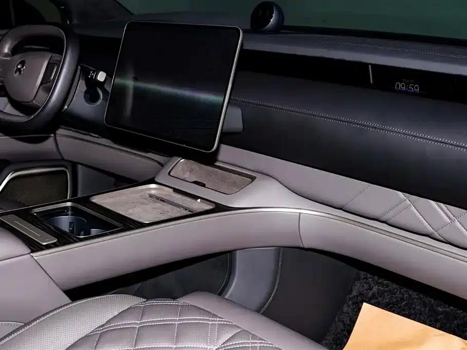 NIO ET9 2025 Model 102kWh First Edition Limited Edition — миниатюра 24