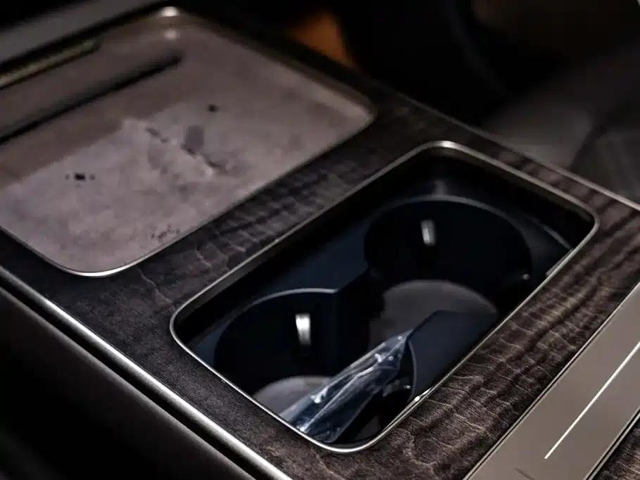 NIO ET9 2025 Model 102kWh First Edition Limited Edition — миниатюра 10