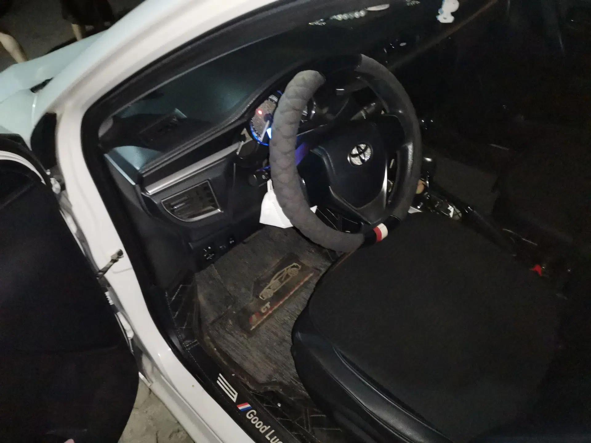 Toyota Levin 2014 1.6G CVT Elite Edition — миниатюра 16