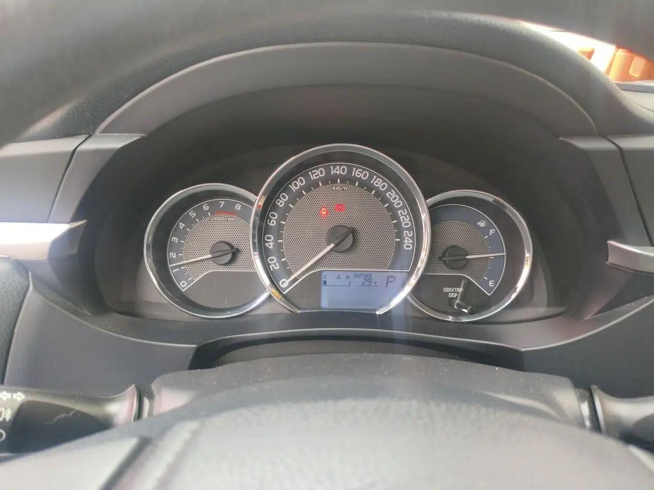 Toyota Levin 2014 1.6G CVT Elite Edition — миниатюра 10