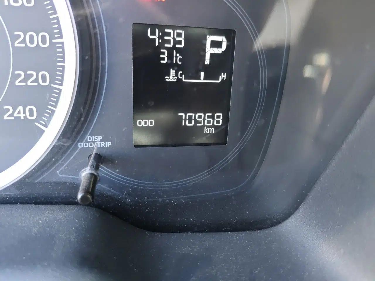 Toyota Levin 2021 TNGA 1.5L CVT Entry-Level Model — миниатюра 12