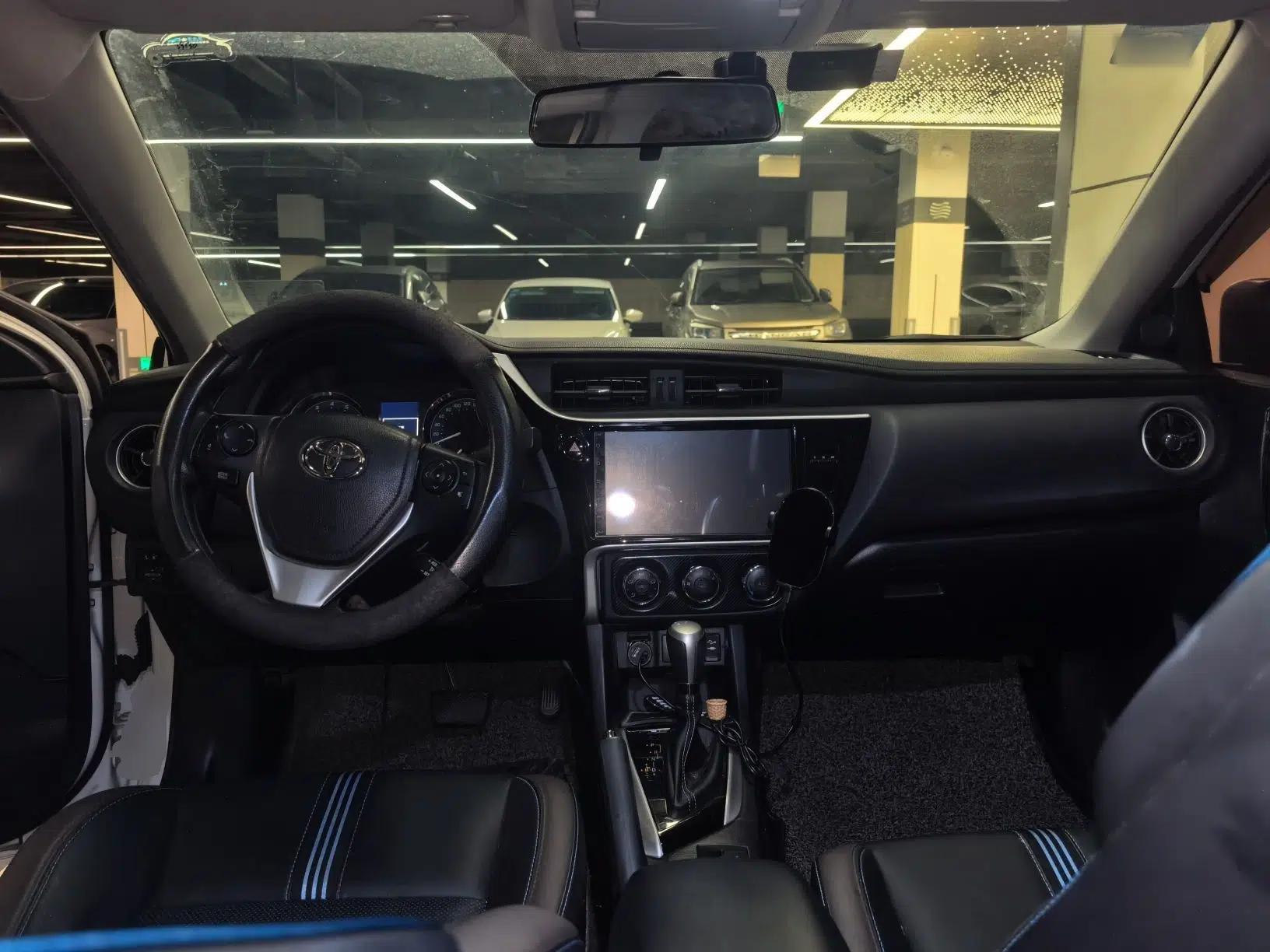 Toyota Levin 2018 185T CVT Luxury Edition China V Standard — миниатюра 9
