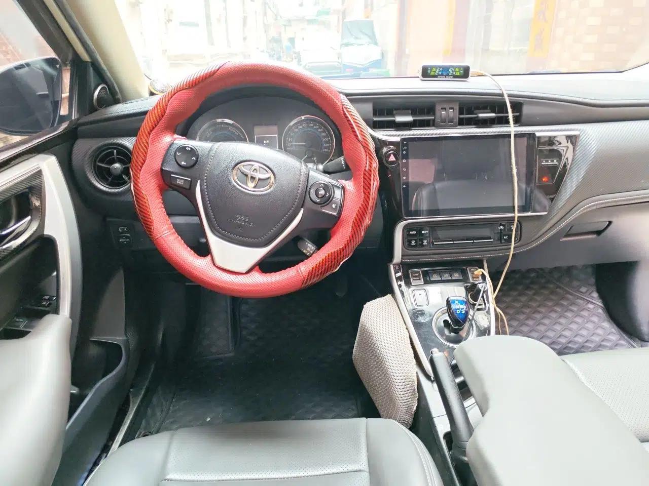 Toyota Levin 2017 Revised Dual-Engine 1.8H GS E-CVT Elite Sunroof Version China V Standard — миниатюра 9