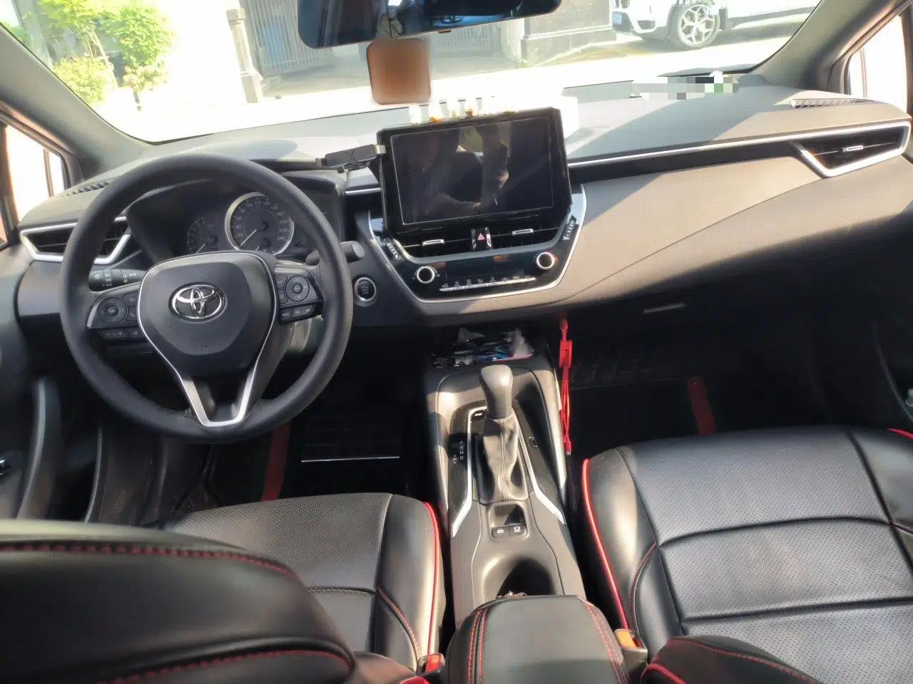 Toyota Levin 2019 185T CVT Sport Edition China V Standard — миниатюра 9