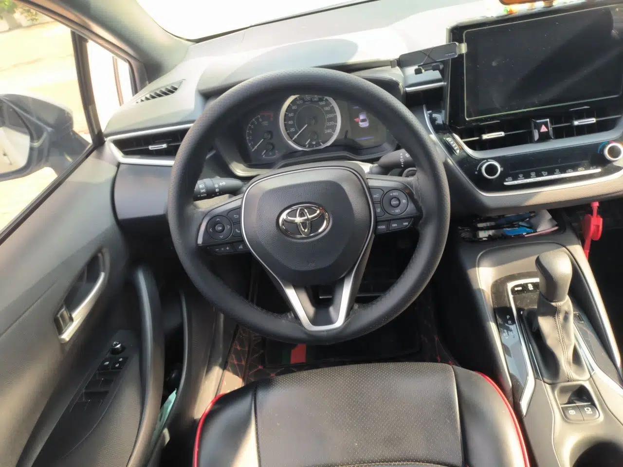 Toyota Levin 2019 185T CVT Sport Edition China V Standard — миниатюра 10