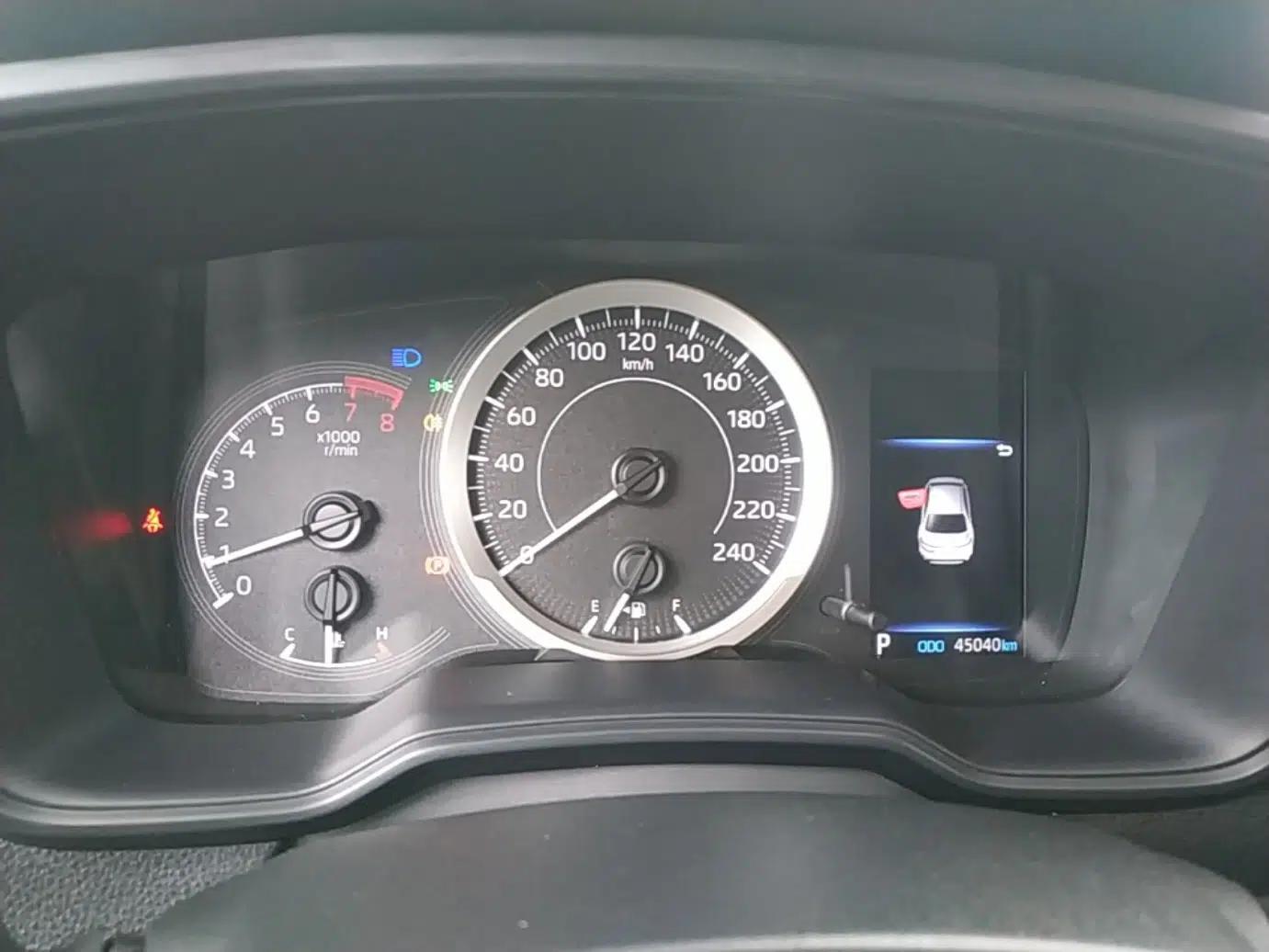 Toyota Levin 2021 TNGA 1.5L CVT Leading Edition — миниатюра 19
