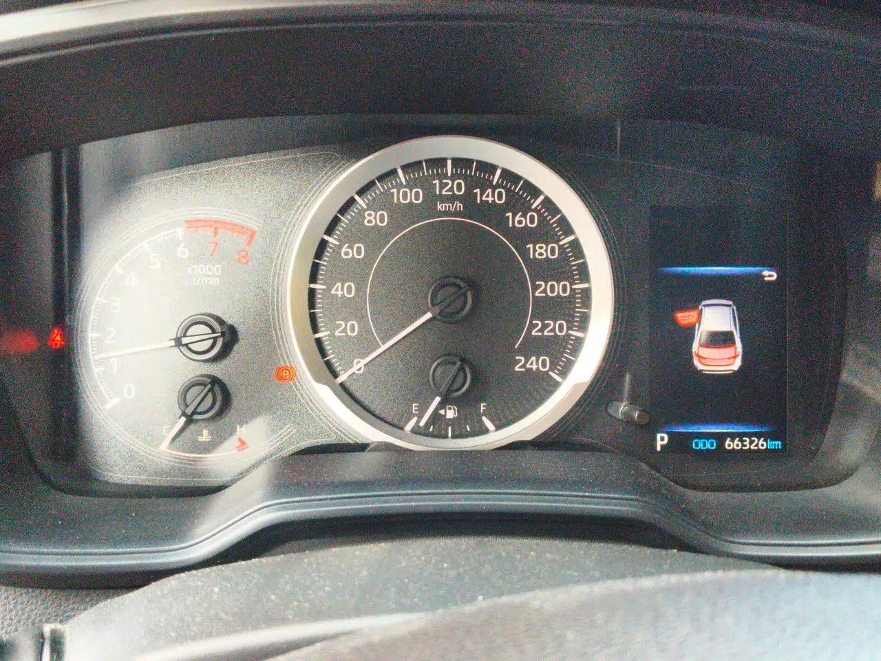 Toyota Levin 2019 185T CVT Luxury Edition China VI Standard — миниатюра 11