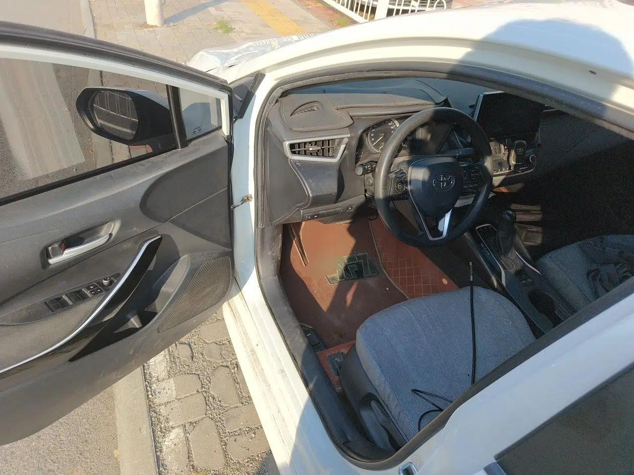 Toyota Levin 2021 Dual-Engine 1.8H E-CVT Luxury Edition — миниатюра 16