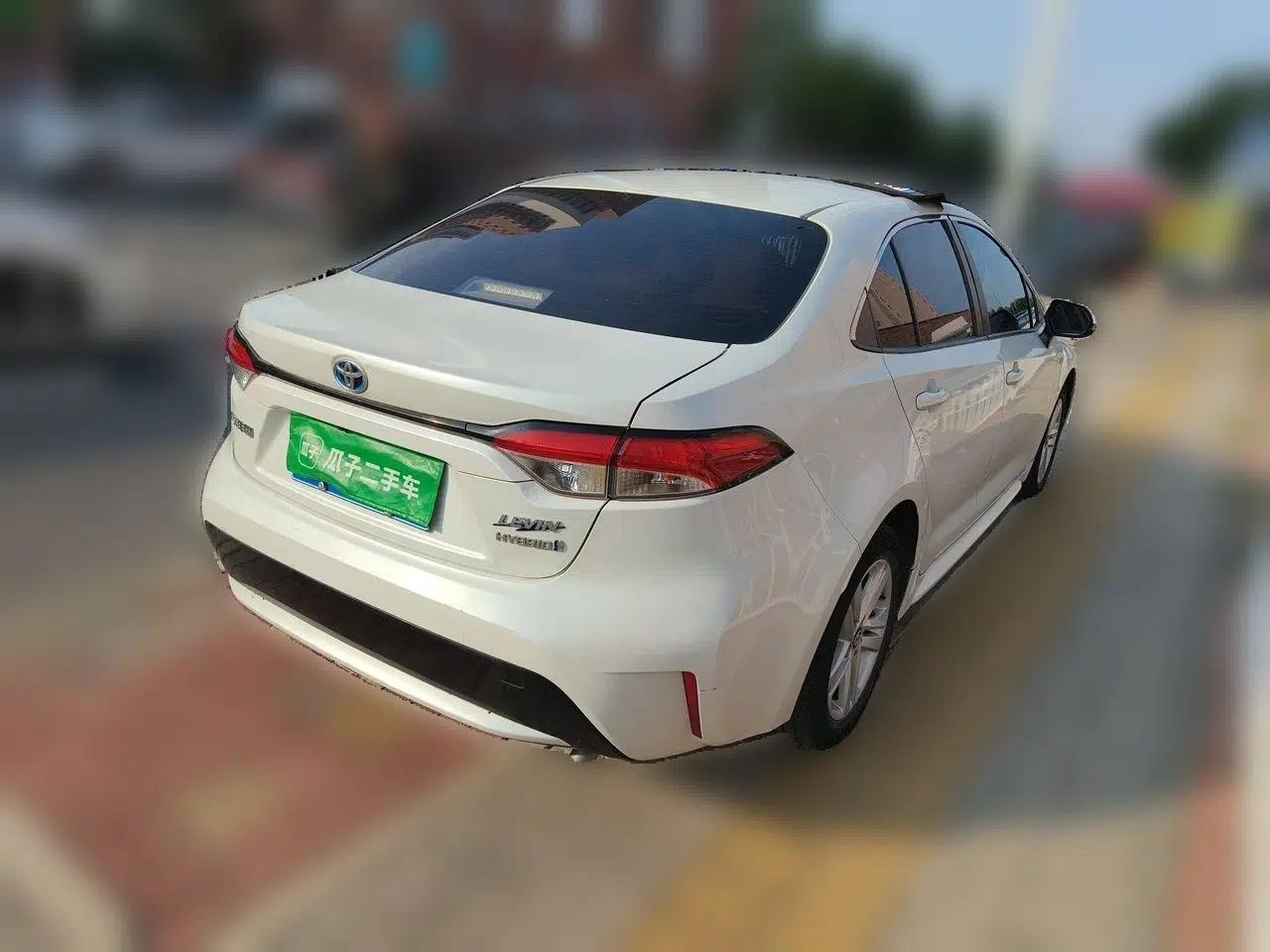 Toyota Levin 2021 Dual-Engine 1.8H E-CVT Luxury Edition — миниатюра 6