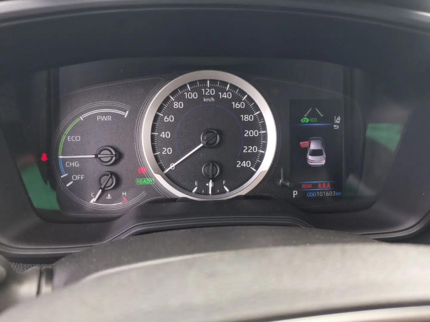 Toyota Levin 2021 Dual-Engine 1.8H E-CVT Luxury Edition — миниатюра 14