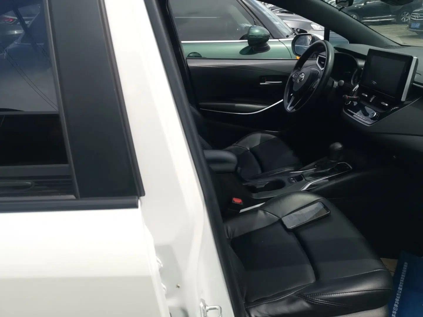 Toyota Levin 2021 Dual-Engine 1.8H E-CVT Luxury Edition — миниатюра 19