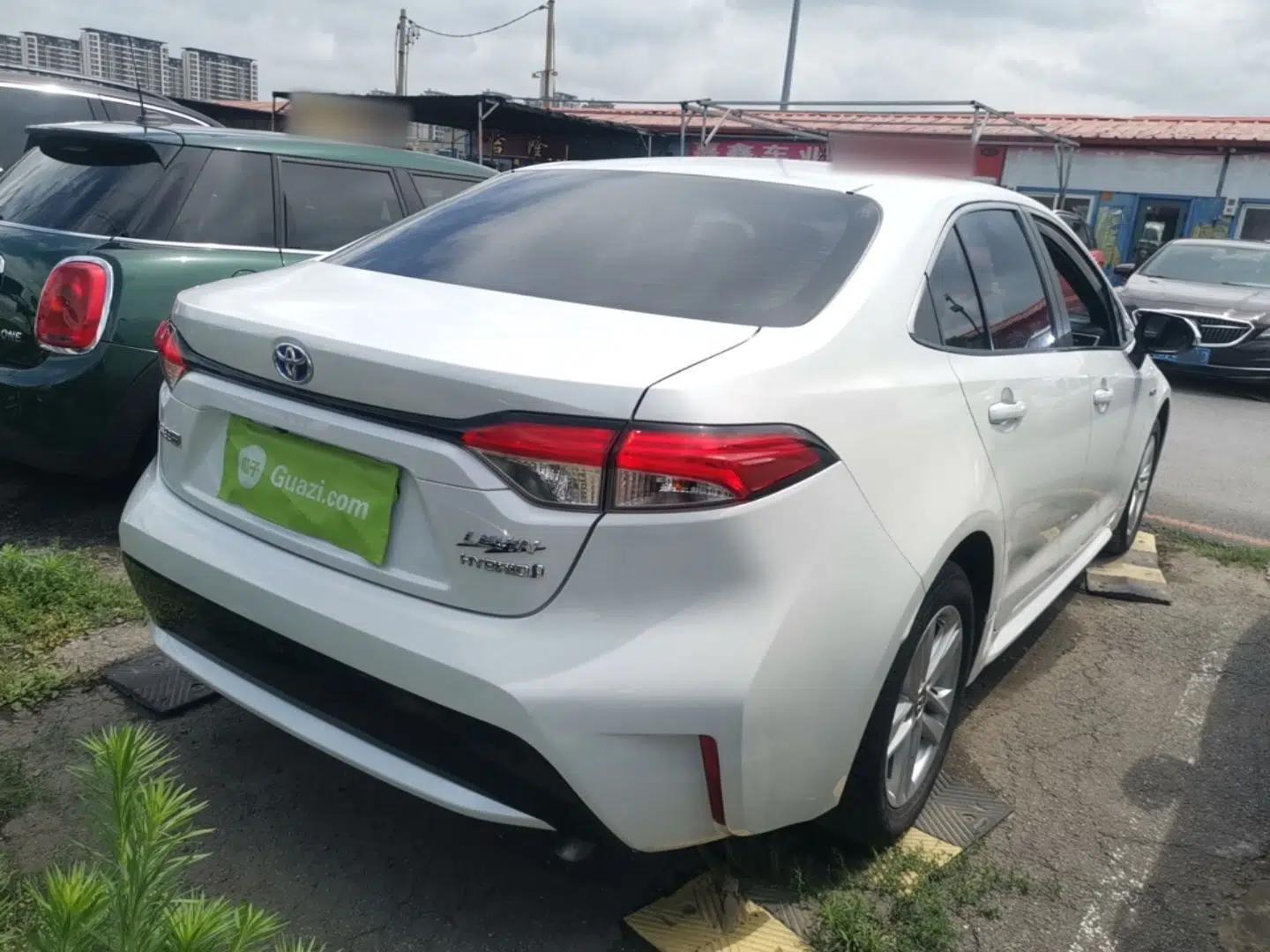 Toyota Levin 2021 Dual-Engine 1.8H E-CVT Luxury Edition — миниатюра 6