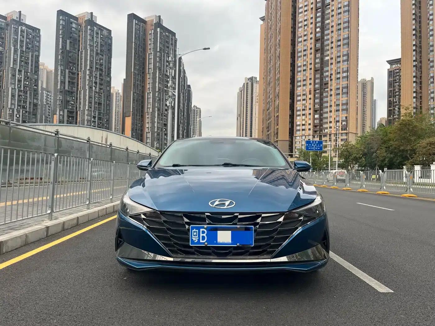 Hyundai Elantra 2021 1.5L CVT GLX Elite Edition — миниатюра 2
