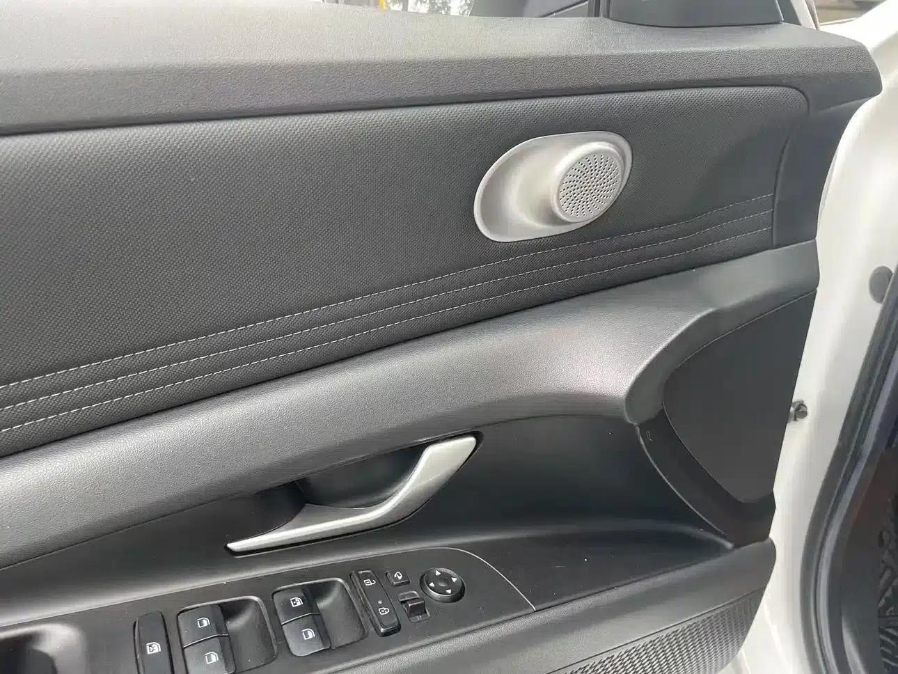 2021 Hyundai Elantra 1.5L CVT GLS Leading Edition — миниатюра 10